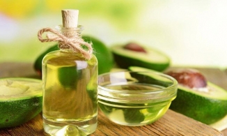 5 lợi ích của tinh dầu bơ trong việc dưỡng da nàng cần biết