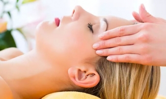 Hướng dẫn từng bước cách bấm huyệt trị rụng tóc