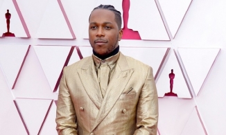 Những sao nam diện trang phục ấn tượng nhất tại Oscar 2021