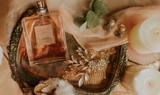 Nghệ thuật nước hoa: Chuyện những giọt vàng phù phiếm