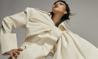 Làng mốt Việt nở mày nở mặt khi NTK Công Trí xuất hiện trên Vogue Mỹ