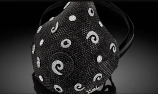 Choáng váng với chiếc khẩu trang 1.5 triệu USD