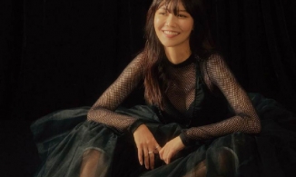 Thành viên SNSD mặc váy sequin vàng khoe nhan sắc nữ thần