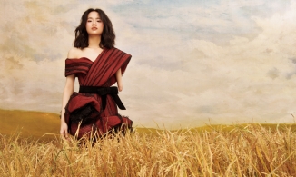 Mẫu khuyết tay Hà Phương trở thành nàng thơ của NTK Hà Duy 