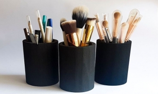 Vệ sinh cọ trang điểm đúng cách để không tàng trữ 'ổ' vi khuẩn gây mụn