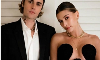 Có phải Hailey Baldwin mặc đồ đạo nhái Lâm Khánh Chi? 