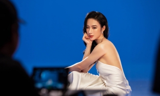 Angela Phương Trinh khoe vóc dáng hững hờ, dân tình ngợi khen như nữ thần 