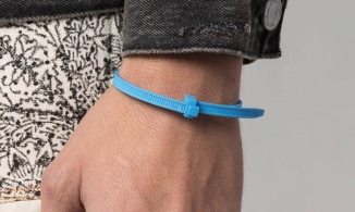 Bạn có sẵn lòng trả hơn 18 triệu cho một chiếc dây rút nhựa?