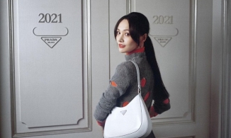 'Nhọ' hơn Prada: Hôm trước mời ai làm đại sứ hôm sau vướng ngay lùm xùm 