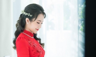 Cô dâu Primmy Trương xách túi hiệu 70 triệu, mặc áo dài đỏ của Công Trí trong lễ rước dâu 