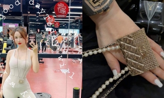 Người khác đeo phụ kiện Chanel xuống phố, vợ 2 Minh Nhựa lại đeo đi tập gym 