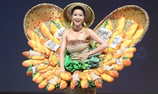 Thêm hai mùa HHHV nữa qua đi, Quốc phục 'Bánh mì' vẫn làm fan xao xuyến 