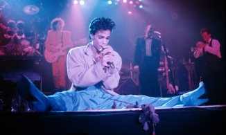 Hơn 300 đôi giày kinh điển của Prince sẽ được triển lãm