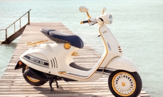 Khi những thương hiệu thời trang kết hợp cùng xe Vespa 