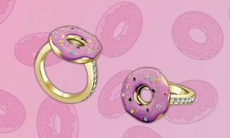 Nhẫn cầu hôn hình bánh rán có giá tới 4000 USD 