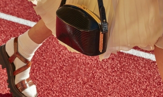 Bữa ăn sang chảnh với túi đựng đồ ăn trưa của Celine 