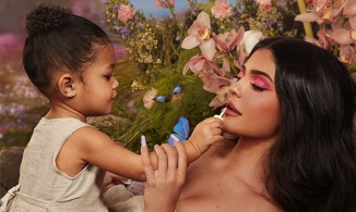 Con gái Kylie Jenner chuẩn bị có thương hiệu mỹ phẩm riêng 
