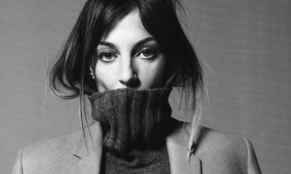Phoebe Philo chính thức quay lại làng mốt