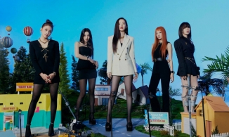 Cùng diện mốt blazer giấu quần: Người lên hương, người bị chê sến súa