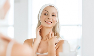 5 bí quyết chăm sóc da vùng cổ giúp giảm nếp nhăn 