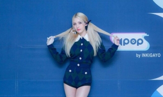 Rosé và Somi cùng để một màu tóc, cùng diện lại đồ: Stylist YG có đang quá lười?