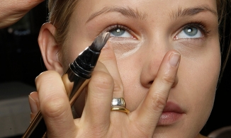Những mẹo trang điểm cực đơn giản không phải ai cũng biết 