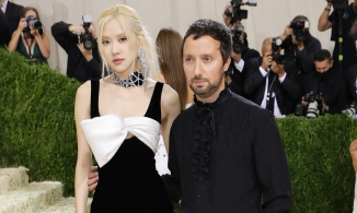 Tổng kết thời trang Met Gala 2021, chỉ một từ thôi: Nhạt! 