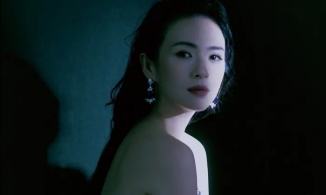 Chương Tử Di đeo chuỗi vòng cổ nặng 136,66 carat xuất hiện trên tạp chí Elle Trung Quốc