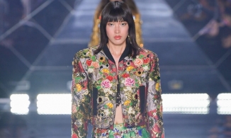 Dahan Phương Oanh tự tin sải bước tại Tuần lễ thời trang Milan Xuân – Hè 2022 