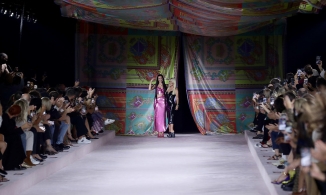 Thật may mắn khi Dua Lipa thôi không làm người mẫu 