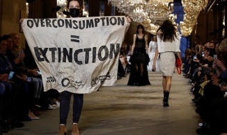 Giới mộ điệu đồng loạt kiểm điểm đội an ninh của Louis Vuitton