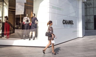 Chanel chỉ cho phép khách hàng của mình mua 1 chiếc túi một năm