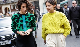 Thanh lý ngay 3 kiểu áo len này nếu không muốn mình có thêm chiếc cằm thứ 2 