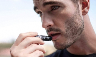 Những món đồ hiệu giá rẻ để bạn sẵn sàng 'đu' với idol