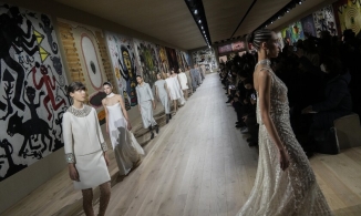 Christian Dior Haute Couture Xuân – Hè 2022: Tối giản là đích đến của sự cao cấp