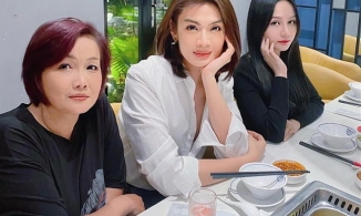 Đào Bá Lộc khoe ảnh gia đình: Nhan sắc của mẹ và em gái gây bất ngờ