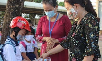 Những tỉnh nào cho học sinh đi học vào ngày mai, 17/2?