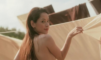 Chi Pu thả rông vòng 1, quyến rũ không kém Ngọc Trinh