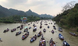 Chùa Hương chính thức mở cửa đón khách từ ngày 13/3