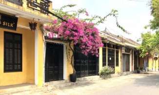 Phố cổ Hội An bị đóng cửa vì ca nhiễm Covid-19 trong cộng đồng