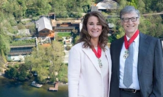Vợ chồng Bill Gates đã ngủ riêng từ 5 năm trước khi thông báo ly hôn 