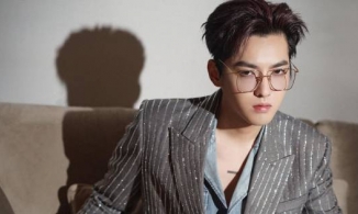 Ngô Diệc Phàm bị tố 'bắt cá 5 tay'