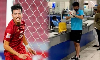 Tiến Linh gặp rắc rối vì mang 1 thứ từ Dubai về nước