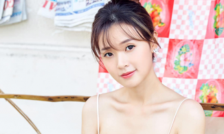 Midu tiết lộ cân nặng hiện tại, dân tình nhìn bàn chân mỹ nhân mà hoảng hốt