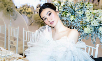 Mỹ nhân vòng ba 100cm không thuộc tuýp 'tiểu thư mong manh dễ vỡ'