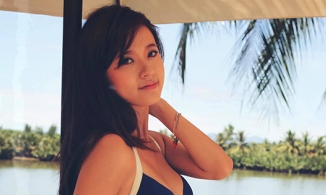 'Cô giáo' Midu đăng ảnh mới, dân tình tiếc cho danh xưng 'ngọc nữ'