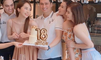 Quỳnh Nga - Việt Anh tình tứ trong tiệc sinh nhật chung hậu tin đồn sống cùng nhà