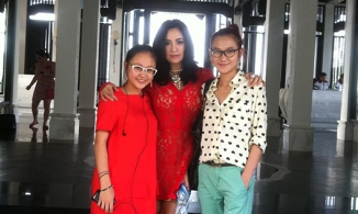 Thanh Lam hoài niệm chuyện xưa: Xa con nhiều đến nỗi con gọi mẹ bằng bà