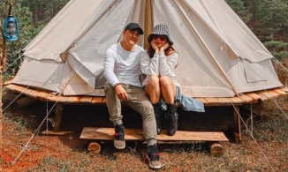 Băng Di kỷ niệm 5 năm yêu bạn trai đại gia, Tăng Thanh Hà tấm tắc khen ngợi