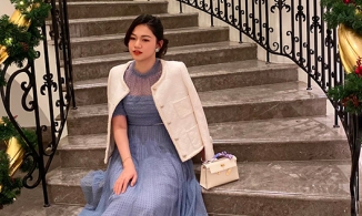 Chồng Á hậu Thanh Tú chụp vợ 1000 tấm vì bị chê “không có tâm'